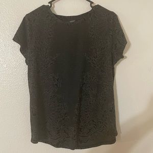 NWOT Vera Wang Floral Jacquard Tee